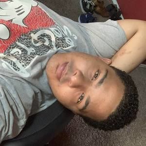 Meet your Posher, Levi